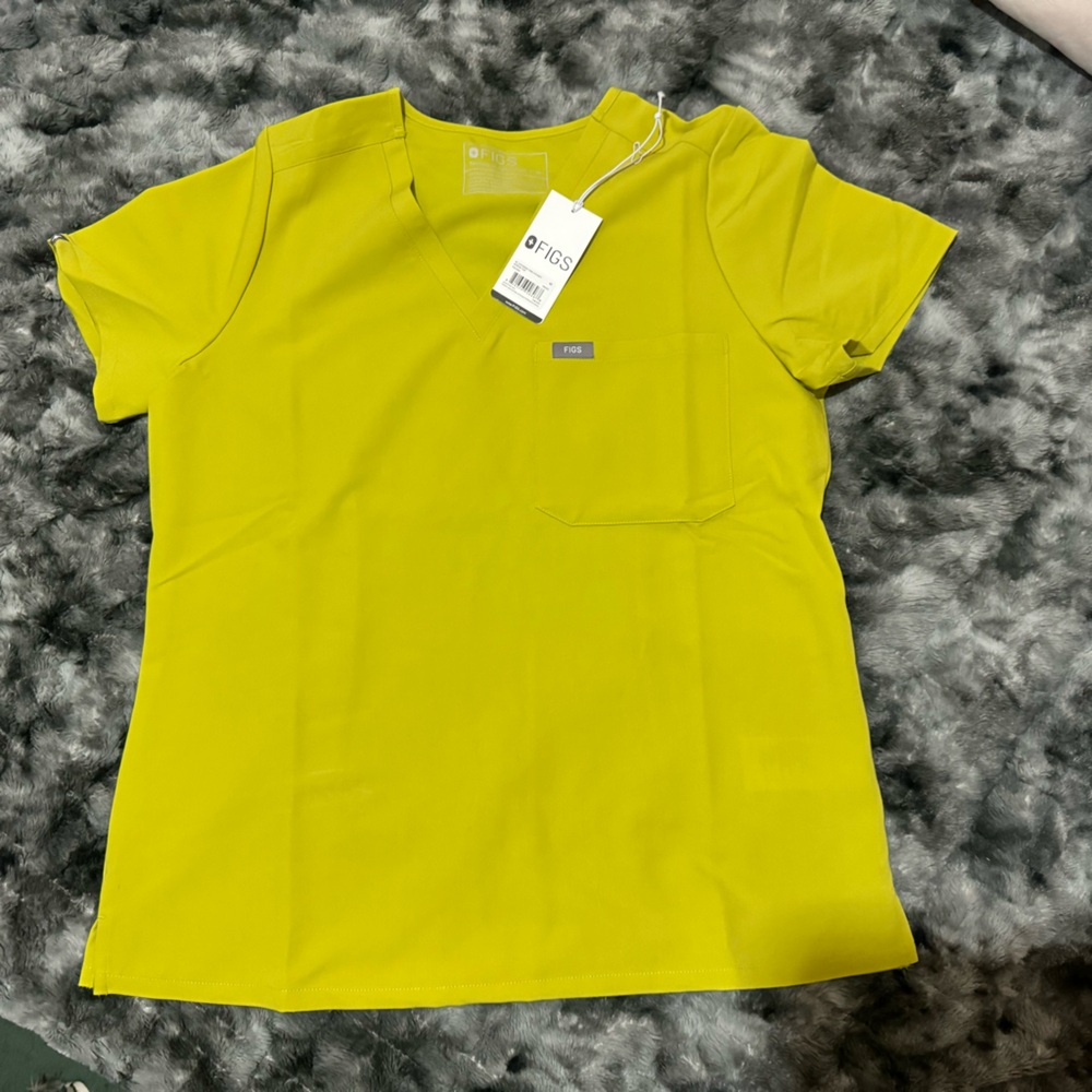 FIGS Scrub Top NWT